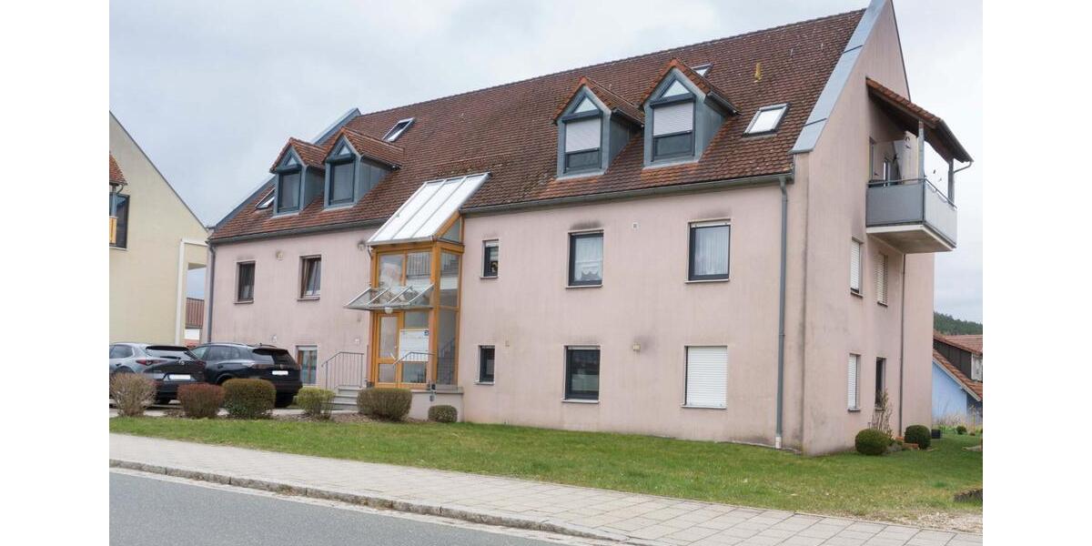 Etagenwohnung Berngau - 3 Zimmer, 73 m&sup2;, 850&euro; | Angebot:26090307