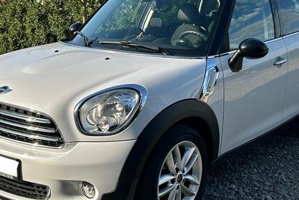Mini Cooper Countryman 88.900 km 10.300 &euro; Konz 54329