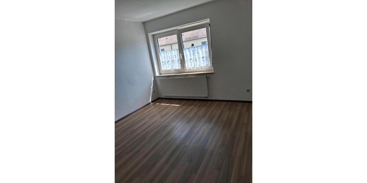 Etagenwohnung Ansbach - 3 Zimmer, 63 m&sup2;, 590&euro; | Angebot:26413726