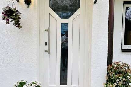 Haus München Schwabing-Freimann - 5 Zimmer, 110 m&sup2;, 2.800&euro; | Angebot:25973172