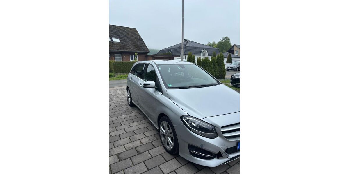 Mercedes-Benz B 180 259.088 km 5.750 &euro; Minden 32423