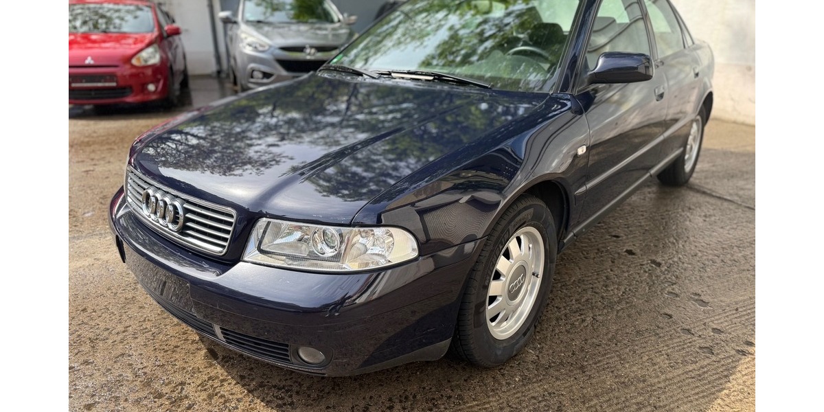 Audi A4 1.6 Klimaautomatic 1.Besitz 87.080 km 1.500 &euro; Berlin 10247