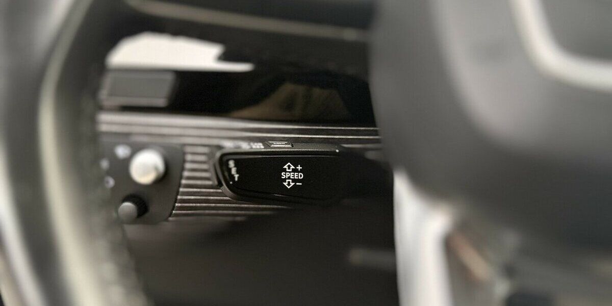 Audi Q7 3.0 TDI e-tron quattro / Panorama / Kamera 179.000 km 30.900 € Mönchengladbach 41066