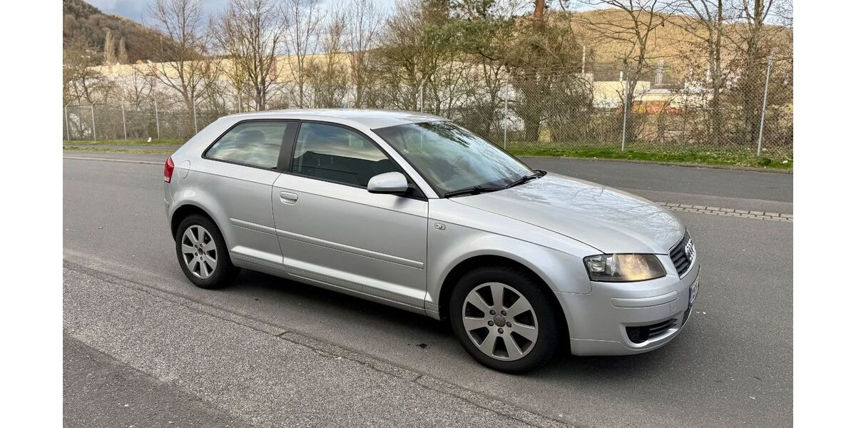 Audi A3 153.000 km 2.500 &euro; Würzburg 97084