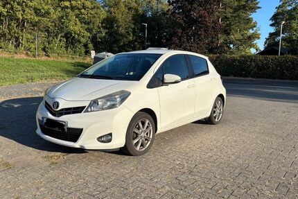 Toyota Yaris 141.514 km 5.800 € Pohlheim 35415