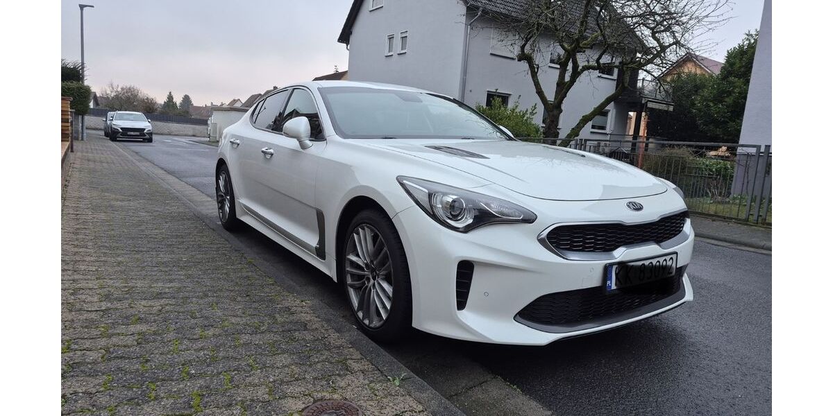 Kia Stinger 202.300 km 17.900 &euro; Neuberg 63543