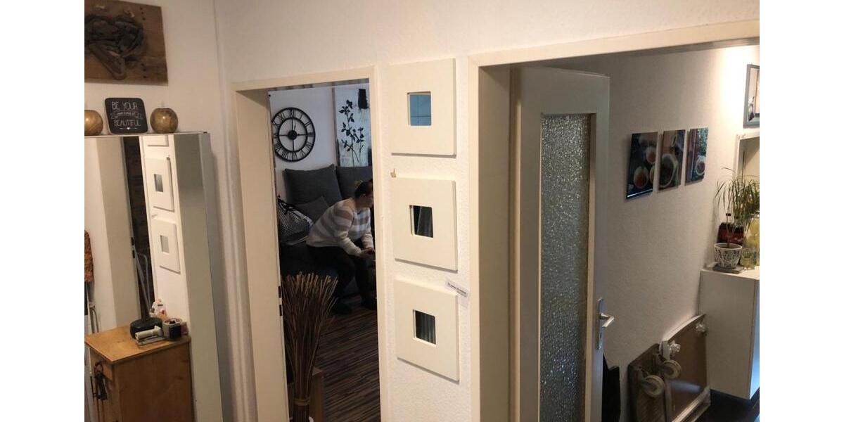 Erdgeschoßwohnung Remscheid Lüttringhausen - 2 Zimmer, 62 m&sup2;, 350&euro; | Angebot:24564613