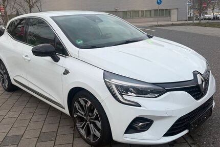 Renault Clio 85.654 km 12.999 &euro; Wiesbaden 65203