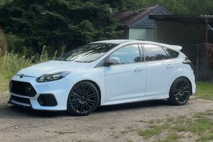 Ford Focus 172.000 km 11.799 &euro; Grünheide 15537