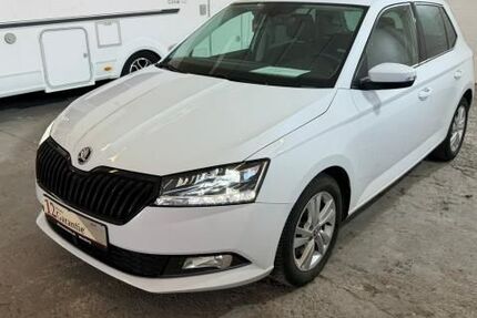 Skoda Fabia 59.450 km 13.990 &euro; Würzburg 97074