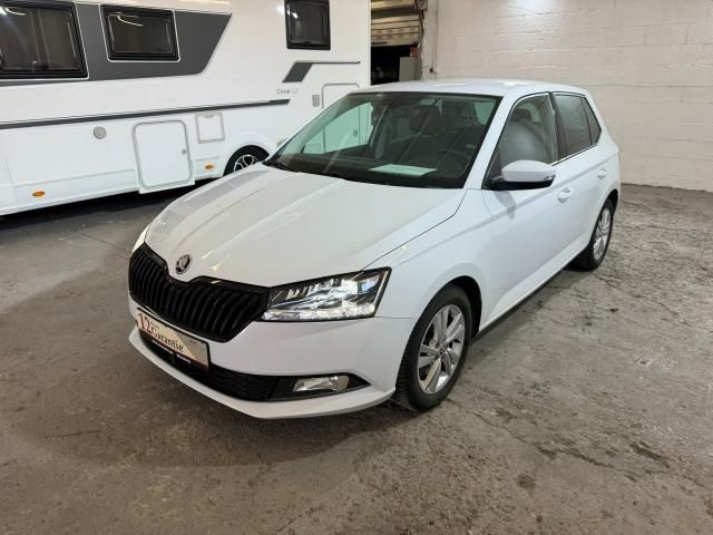 Skoda Fabia 59.450 km 13.990 &euro; Würzburg 97074