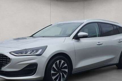 Ford Focus 33.448 km 20.940 € Dresden 01277