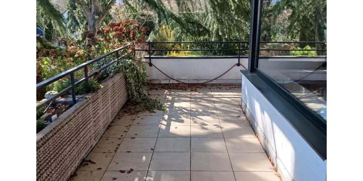 Etagenwohnung Bonn Bad Godesberg - 2.5 Zimmer, 100 m&sup2;, 350.000&euro; | Angebot:26442060
