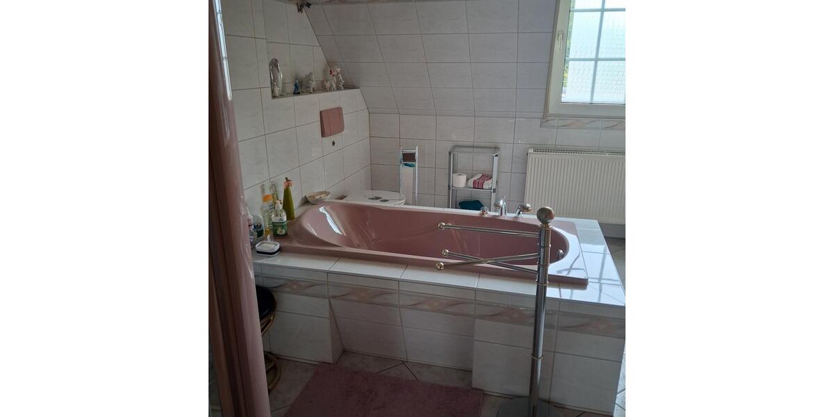 Doppelhaushälfte Farnstädt - 4 Zimmer, 119 m&sup2;, 190.000&euro; | Angebot:26413271