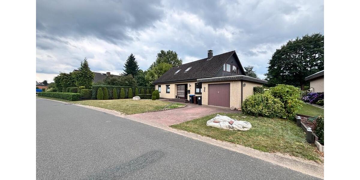 Einfamilienhaus Oldendorf - 7 Zimmer, 160 m&sup2;, 375.000&euro; | Angebot:27200263