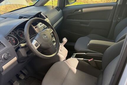 Opel Zafira 151.000 km 3.500 &euro; Frickenhausen 72636