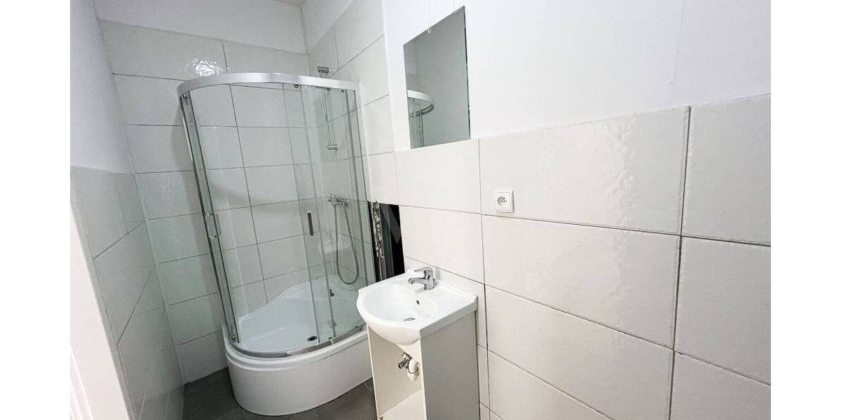 Gewerbeobjekt Velbert Mitte - 4 Zimmer, 148 m&sup2;, 1.200&euro; | Angebot:24033334