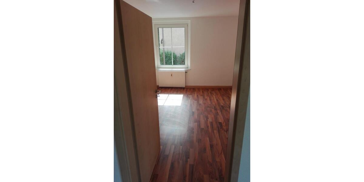 Etagenwohnung Thermalbad Wiesenbad - 3 Zimmer, 64 m&sup2;, 370&euro; | Angebot:26382757