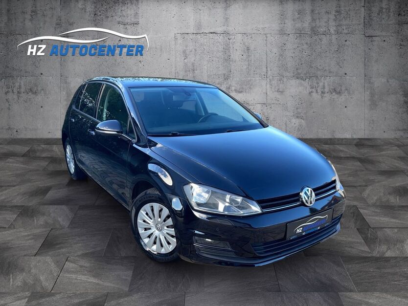 VW Golf 130.000 km 11.999 € March 79232