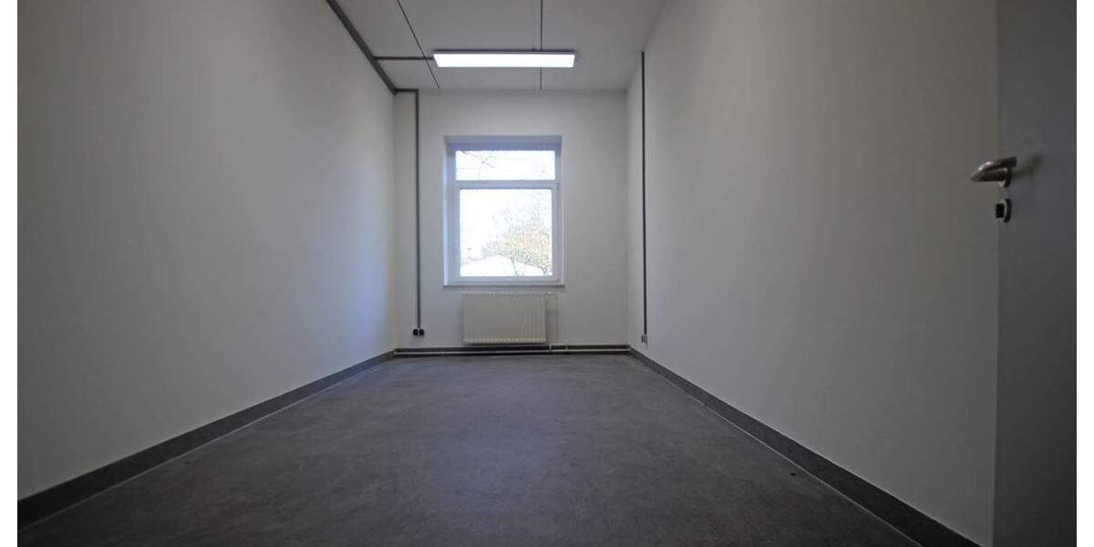 Gewerbeobjekt Geesthacht - 1 Zimmer, 699 m&sup2;, 2.640&euro; | Angebot:25702070