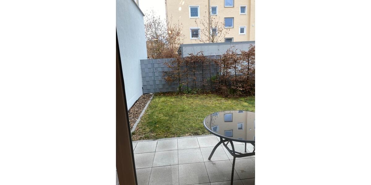 Erdgeschoßwohnung Ingolstadt Südost - 1 Zimmer, 32 m&sup2;, 700&euro; | Angebot:26403654