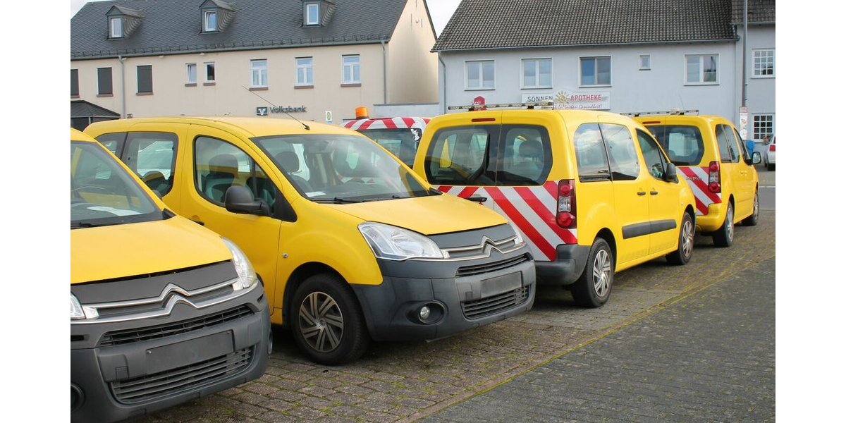 Citroen Berlingo 1,6i TÜV NEU 173.846 km 4.800 &euro; Badem 54657