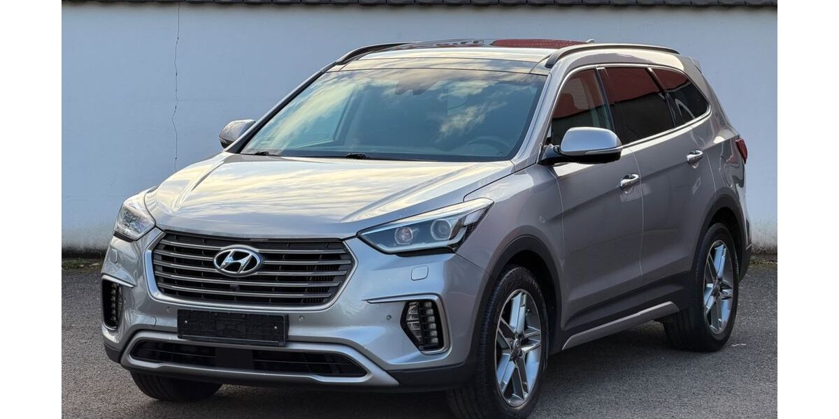 Hyundai Grand Santa Fe 155.000 km 17.999 &euro; Völklingen 66333