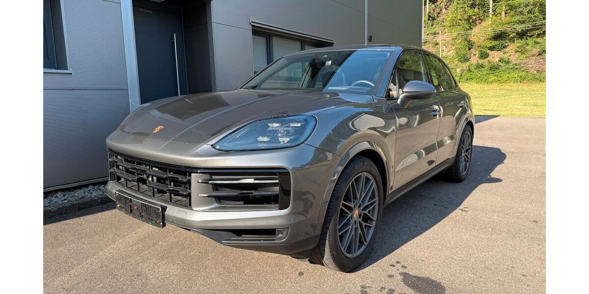 Porsche Cayenne 39.500 km 93.900 &euro; Mühlenbach 77796