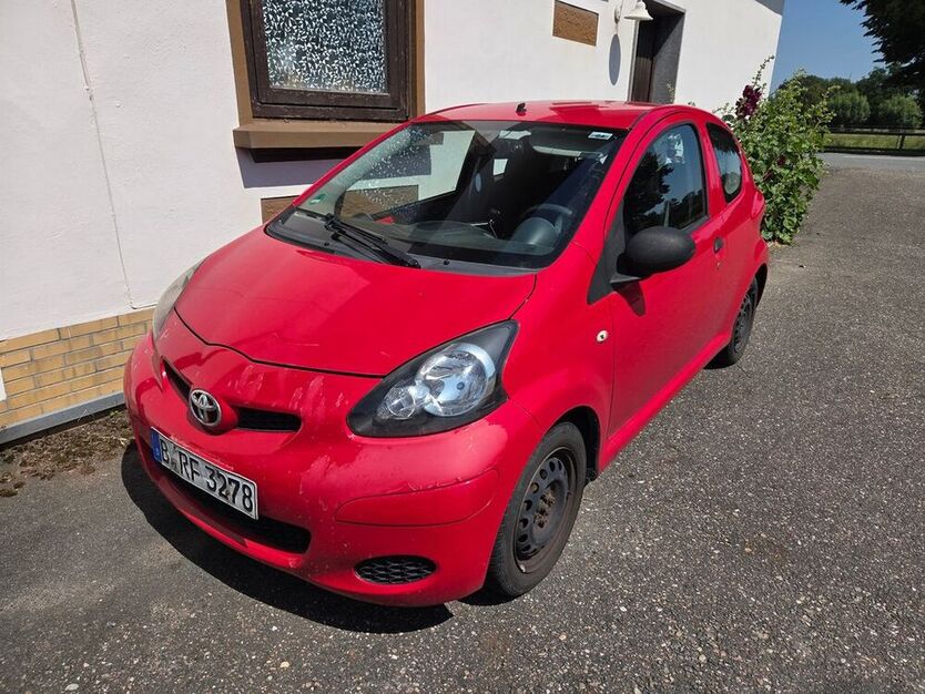 Aygo (X)