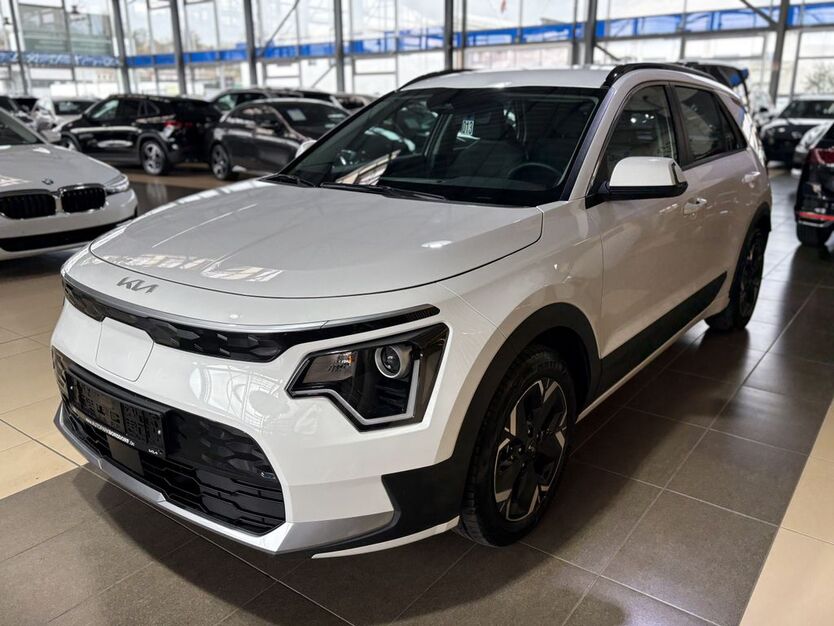 Kia Niro 21.610 km 24.500 € Eitorf 53783