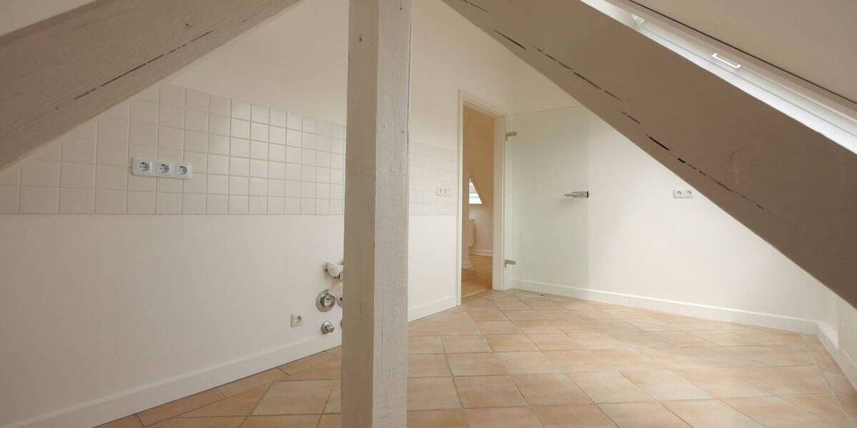 Etagenwohnung Weimar Westvorstadt - 2 Zimmer, 63 m&sup2;, 650&euro; | Angebot:26891503