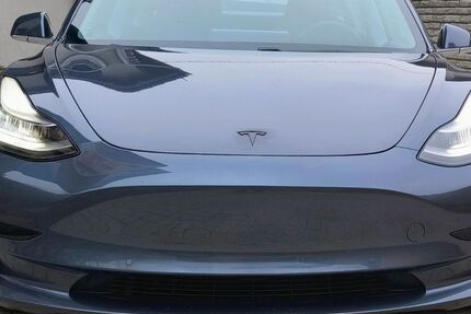 Tesla Model 3 198.233 km 15.500 &euro; Schöneberg 57638