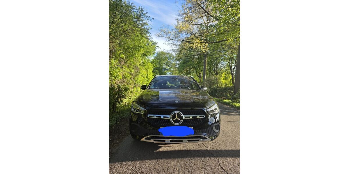 Mercedes-Benz GLA 250 94.392 km 28.560 &euro; Bremen 28205