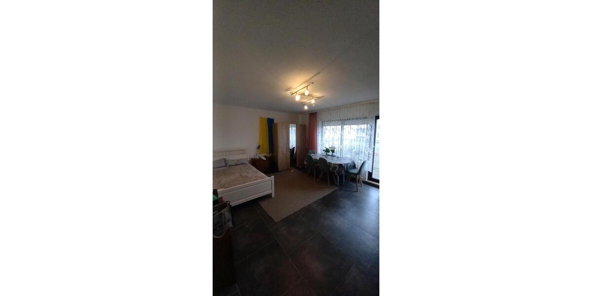 Etagenwohnung Tamm - 3 Zimmer, 90 m&sup2;, 1.300&euro; | Angebot:24997045