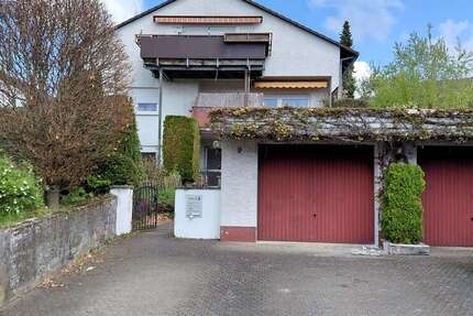 Haus Niedernhausen - 10 Zimmer, 275 m&sup2;, 635.000&euro; | Angebot:26368702