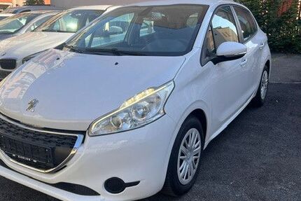Peugeot 208 114.500 km 4.690 &euro; Fürth 90763