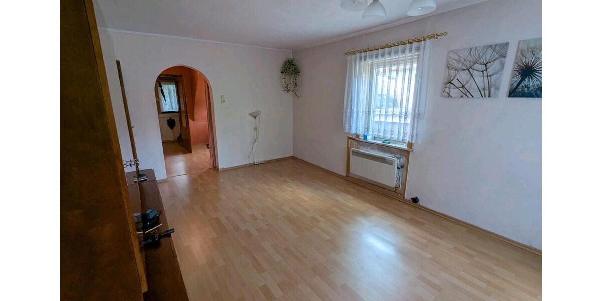 Haushälfte mit 100 m² Wohnfläche mit 6 ZKB 6 zimmer