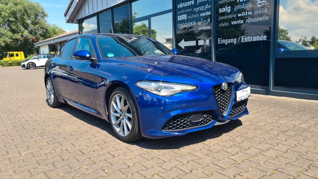 Alfa Romeo Giulia 186.400 km 15.490 &euro; Offenbach am Main 63069