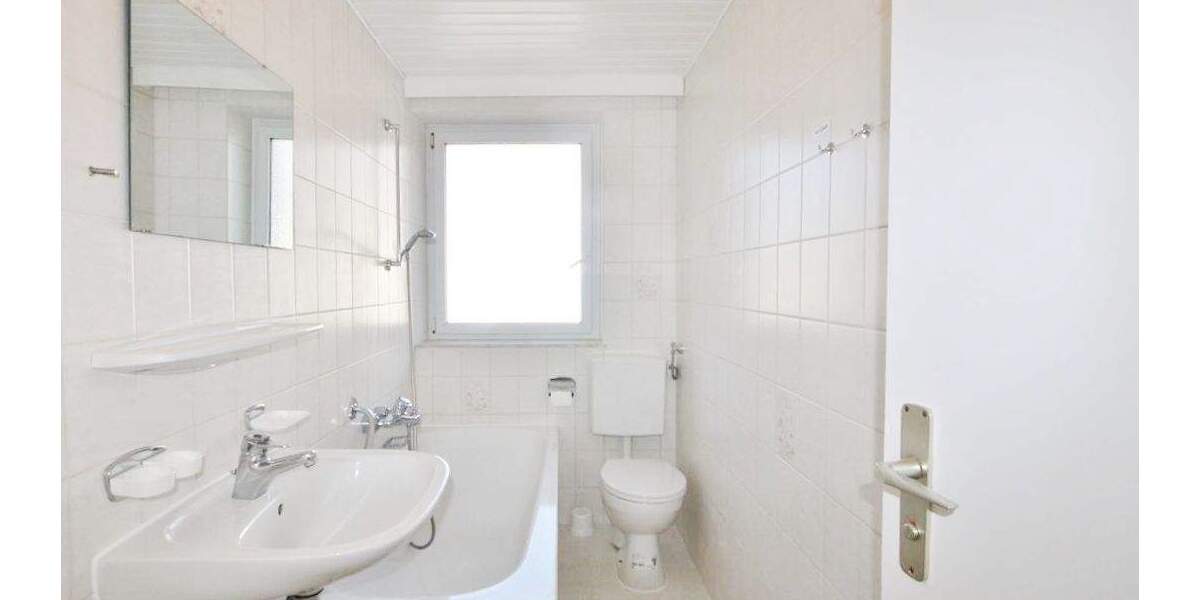 Etagenwohnung Pocking - 4 Zimmer, 65 m&sup2;, 119.000&euro; | Angebot:25698491