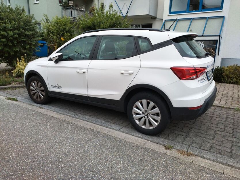 Seat Arona 145.000 km 11.800 € Karlsruhe 76149