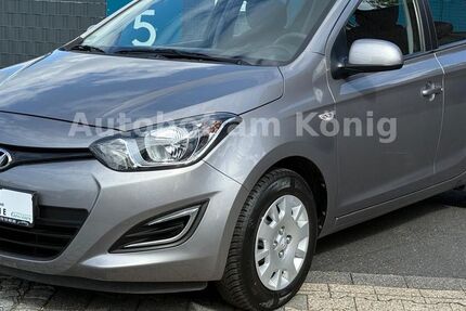 Hyundai i20 25.000 km 5.890 &euro; Mönchengladbach 41068