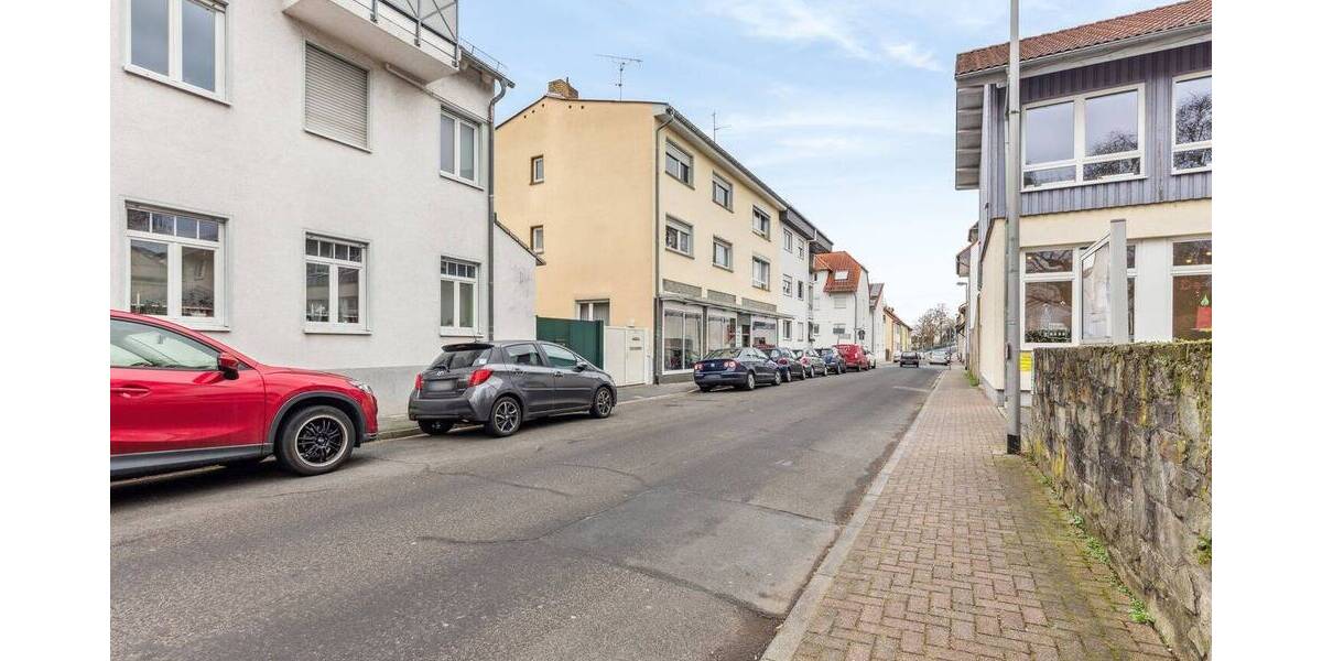 Mehrfamilienhaus, Wohnhaus Kriftel - 9 Zimmer, 253 m&sup2;, 695.000&euro; | Angebot:25996136