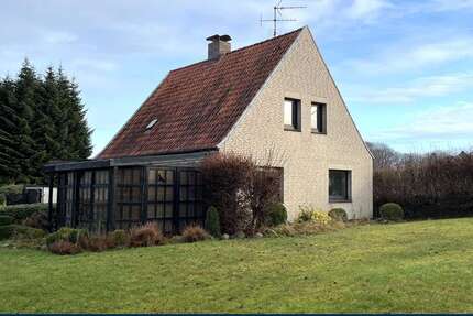 Grundstück zu verkaufen in Schlotfeld 179.000 € 2767 m² zimmer