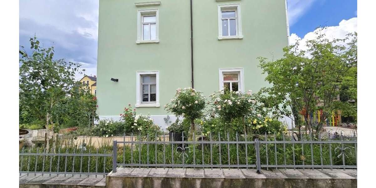 Einfamilienhaus Weinböhla - 10 Zimmer, 150 m&sup2;, 650.000&euro; | Angebot:26659806