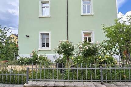 Haus Weinböhla - 10 Zimmer, 150 m&sup2;, 650.000&euro; | Angebot:26659806