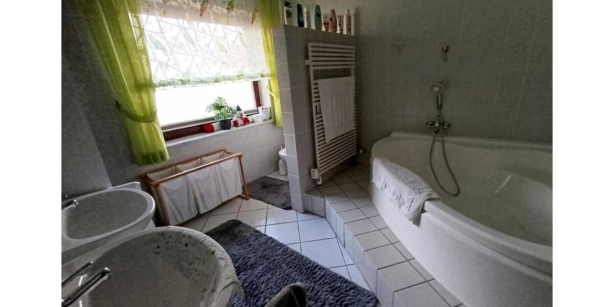 Einfamilienhaus Mannheim Sandhofen - 8 Zimmer, 175 m&sup2;, 790.000&euro; | Angebot:26044572