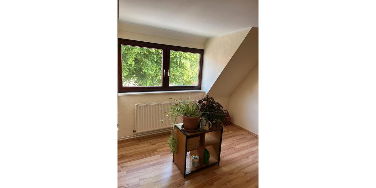 Doppelhaushälfte Hameln Kernstadt - 6 Zimmer, 104 m&sup2;, 199.000&euro; | Angebot:27162766