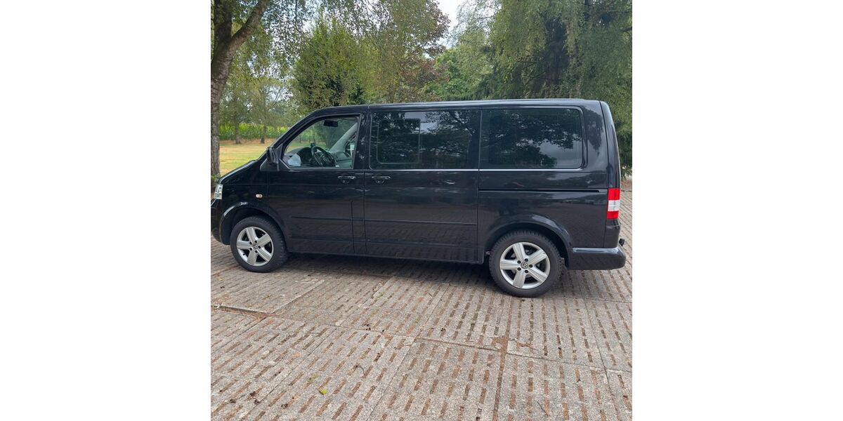 VW T5 Multivan 237.816 km 13.500 &euro; Lippetal 59510