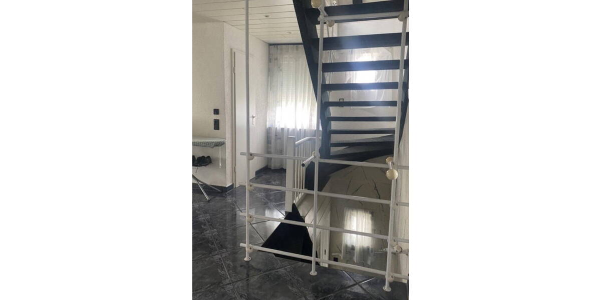 Mehrfamilienhaus, Wohnhaus Ostfildern- Nellingen Nellingen - 6 Zimmer, 159 m&sup2;, 775.000&euro; | Angebot:26450874