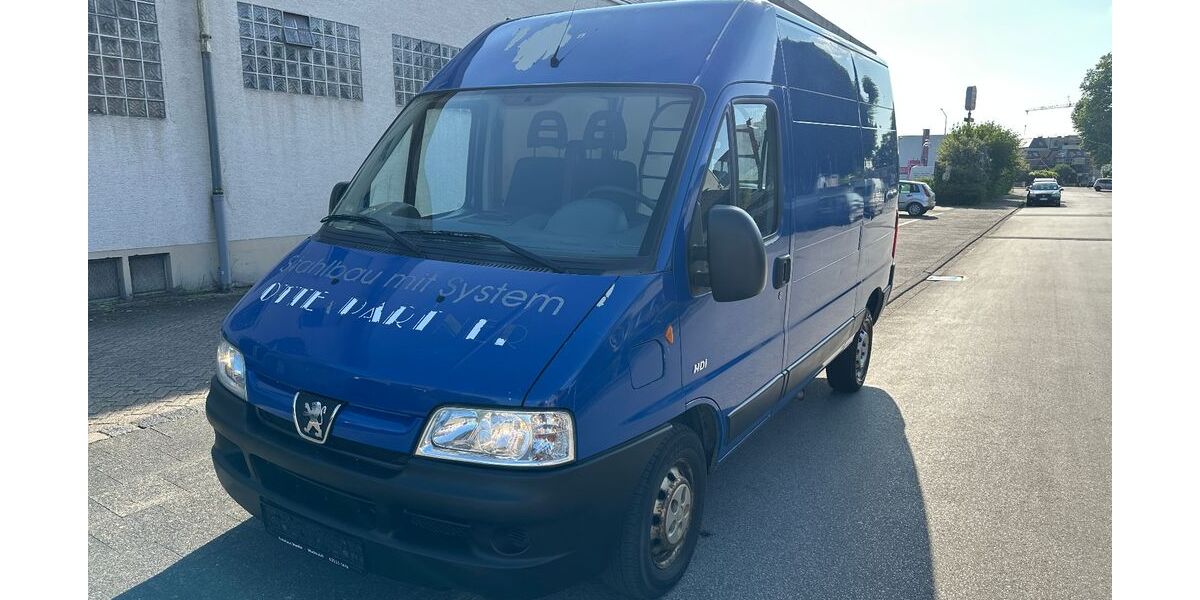 Peugeot Boxer 202.000 km 1.999 € Paderborn 33100